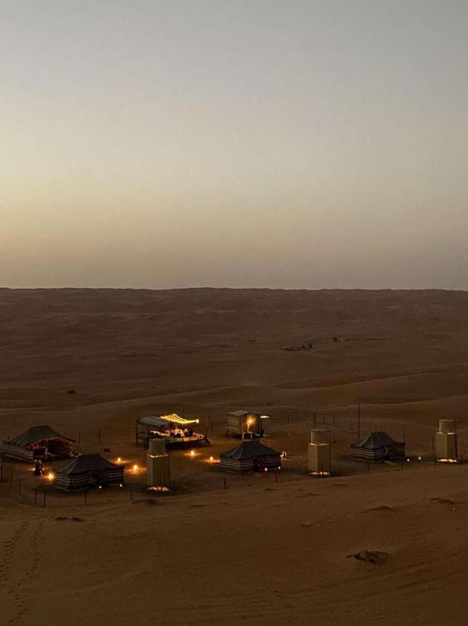 Crescent Desert Private Camp Shahiq Bagian luar foto