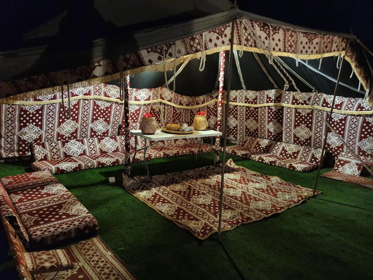 Crescent Desert Private Camp Shahiq Bagian luar foto
