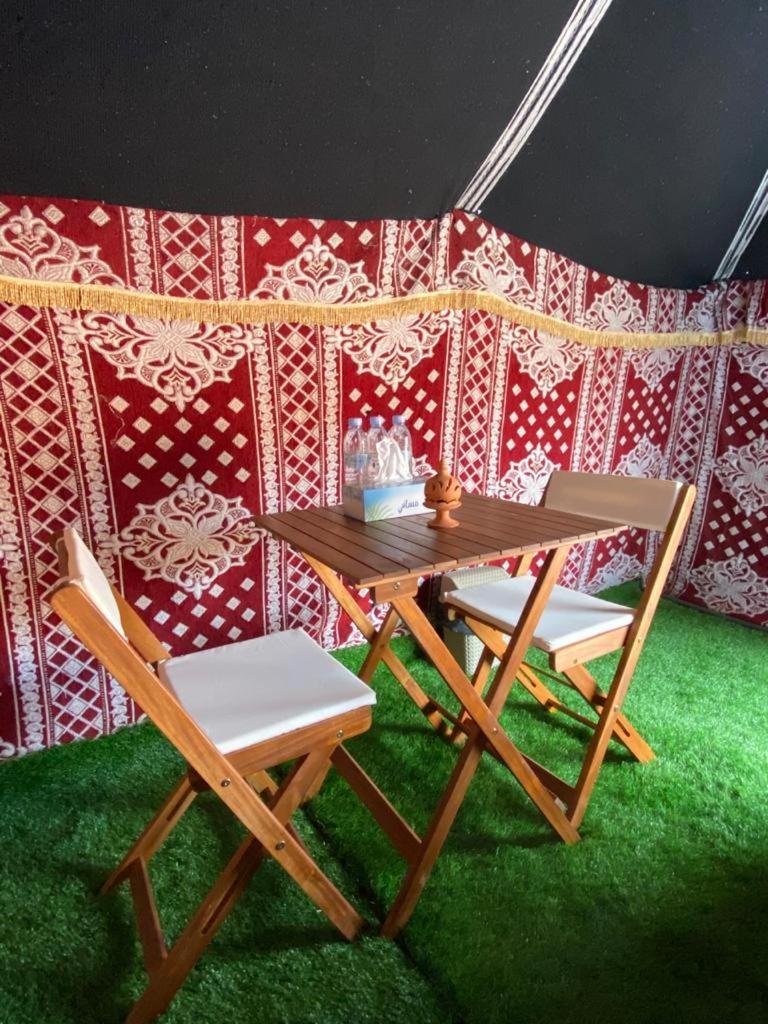 Crescent Desert Private Camp Shahiq Ruang foto